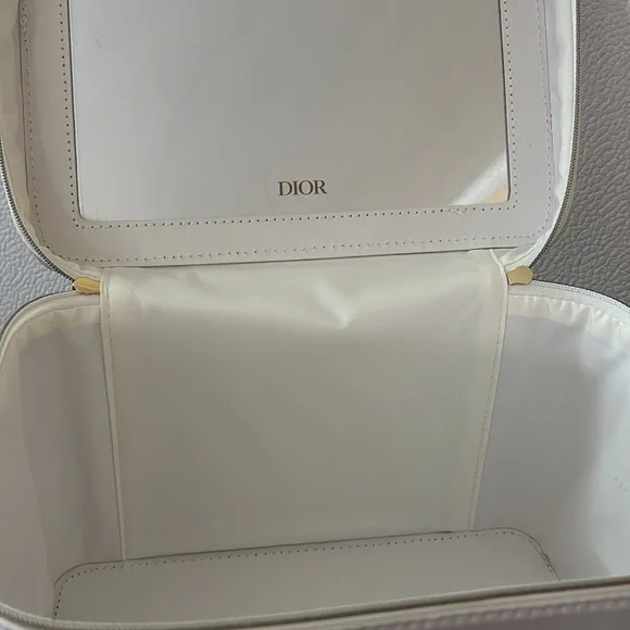 Dior White Vanity Case with Gold Logo - Picture 8 of 13
